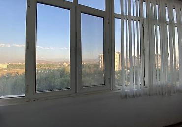 Долгосрочная аренда квартир: Сдаётся 3к кВ с ремонтом и с мебелью . Район Ак-Кеме (старый — 12