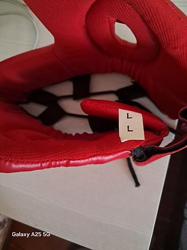 vele: Everlast boks baş qoruyucusu - Rəng: qırmızı - Ölçü: L - Üstündə AIBA — 2