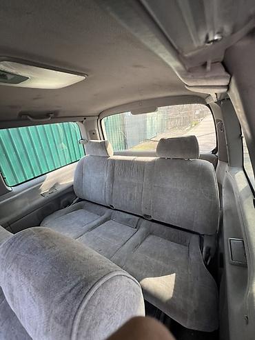 Toyota: Toyota Regius: 2002 г., 2.7 л, Автомат, Бензин, Минивэн — 9