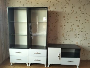 Kreslolar: TV altlığı