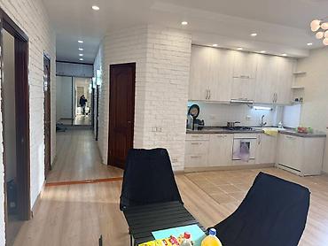 Продажа квартир: 3 комнаты, 90 м², Индивидуалка, 4 этаж — 1