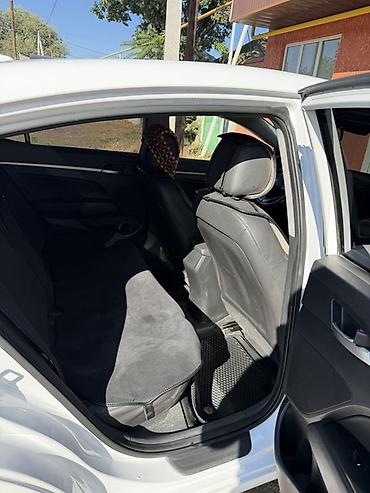 getz diesel: Hyundai Elantra: 2018 г., 1.6 л, Автомат, Бензин, Седан — 10