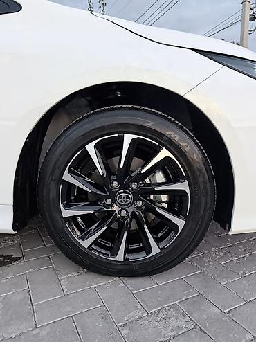 королла 120: Toyota Corolla: 2026 г., 1.8 л, Вариатор, Гибрид, Седан — 1