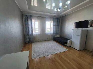 сдаю 1 комнатную квартиру в оше: 1 бөлмө, 30 кв. м, Жеке план, 2 кабат, Косметикалык ремонт