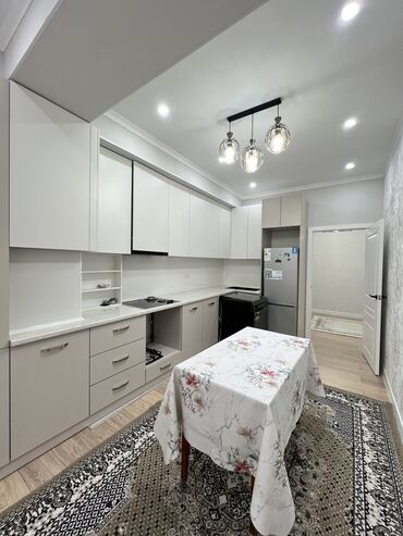 Продажа домов: 2 комнаты, 74 м², Элитка, 4 этаж, Евроремонт