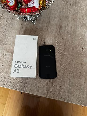honor 8 s: Samsung Galaxy A3 2017, 16 GB, rəng - Qara, İki sim kartlı — 1