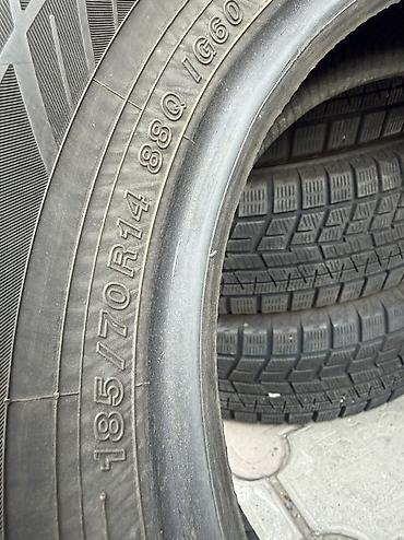 шины зимние 18570 r14: 185/70/14 4 шт комплект в идеальном состоянии привозные с Японии 🇯🇵 — 4