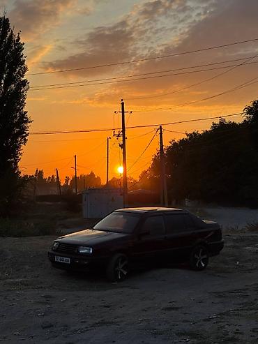 неки: Volkswagen Vento: 1993 г., 1.8 л, Газ, Седан — 3