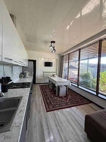 Продажа коттеджей и домов: 🏡 Продаётся просторный дом! 📍 Бишкек, ж/м Тынчтык 🛏 4 комнаты | 📐 150 — 5