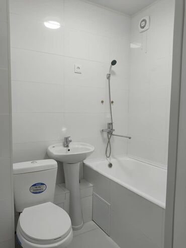 Продажа квартир: 2 комнаты, 43 м², 104 серия, 1 этаж, Евроремонт — 12