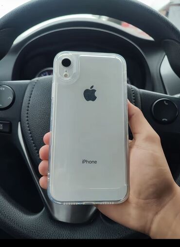 Apple iPhone: IPhone Xr, Б/у, 64 ГБ, Белый, Защитное стекло, Чехол, Кабель, 77 %