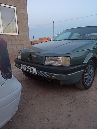 235 75 16: Volkswagen Passat: 1989 г., 1.8 л, Механика, Бензин, Седан — 3