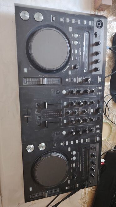 pioneer c10bt: Salam işlənmiş her fuksya işləkdi qiymət 400manat son S1 pioneer