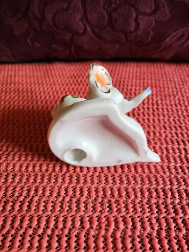 Figurice i makete: Porcelanska nova figura,vintaz slonce. Figura mereni najistureniji — 12