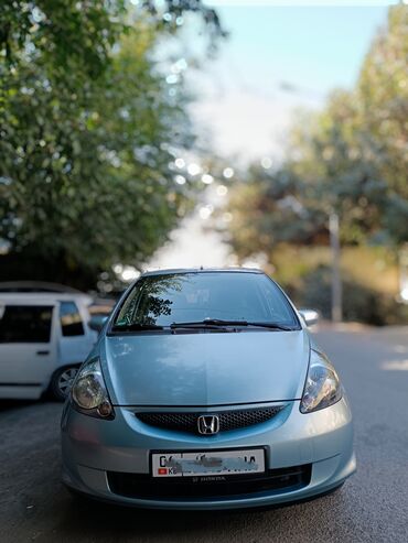 европеец: Honda Jazz: 2005 г., 1.3 л, Механика, Бензин, Хетчбек