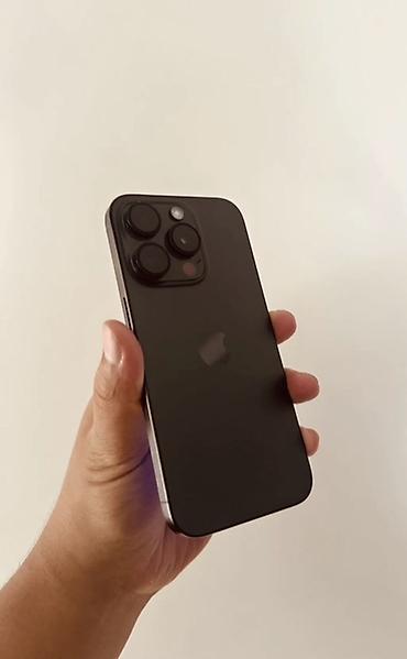 IPhone 15 Pro, Б/у, 128 ГБ, Black Titanium, Чехол, 88 %