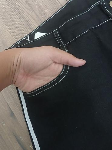 одежда для мужчин: Мужские джинсы, 2XL, Новый, цвет - Черный, Самовывоз — 4