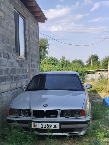 м5: BMW 5 series: 1990 г., 2.5 л, Механика, Бензин, Седан