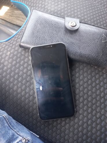 Apple iPhone: IPhone X, 64 GB