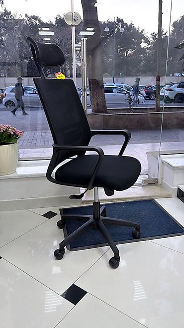 Ofis mebeli: Yeni, Təkərli, Qolları tənzimlənmir, Parça — 1