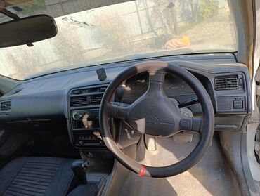 запчасти на жигули 07: Toyota (правый руль) — седан/универсал 1990‑х годов, на фото показан