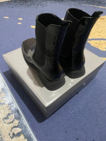 кожанные ботинки: Ботинки, 36, LION, Новый, цвет - Черный, Самовывоз