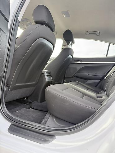 Hyundai: Hyundai Elantra: 2019 г., Автомат, Бензин, Седан — 15