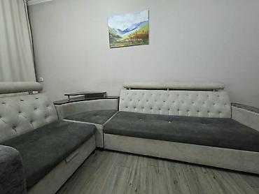 колдонулган шкаф: Бурчу бар диван, Кутулар менен — 1