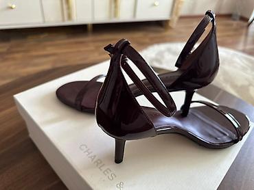 charles keith: Charles&Keith, Ölçü: 37, Yeni — 2