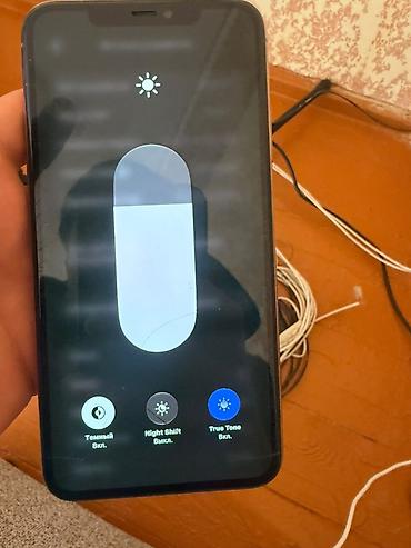 samsung z flip 5: IPhone 11 Pro Max, Б/у, 64 ГБ, Золотой, Чехол, Кабель, 74 % — 4
