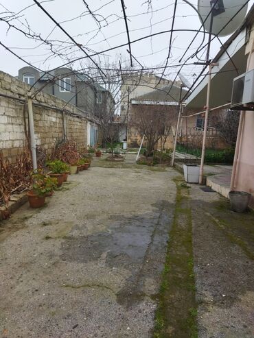 heyet evlerinin satisi: 3 otaqlı, 95 kv. m, Kredit yoxdur, Orta təmir