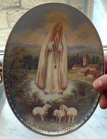 resm eseri: Boşqablar, 1 əd, rəng - Qızılı, Farfor, Almaniya — 1