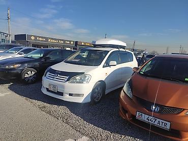 Toyota: Toyota Ipsum: 2002 г., 2.4 л, Автомат, Бензин, Минивэн — 1