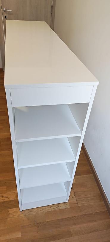 Kuhinjski nameštaj: CENA: Cena samo sanka/pulta 18000 din Cena samo jedne stolice 6000 — 5