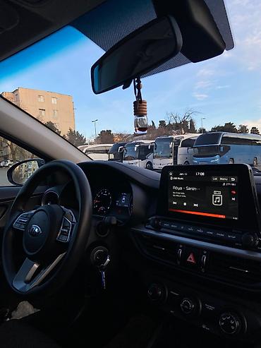 luaz satilir: Kia Forte: 2 l | 2020 il Sedan — 6