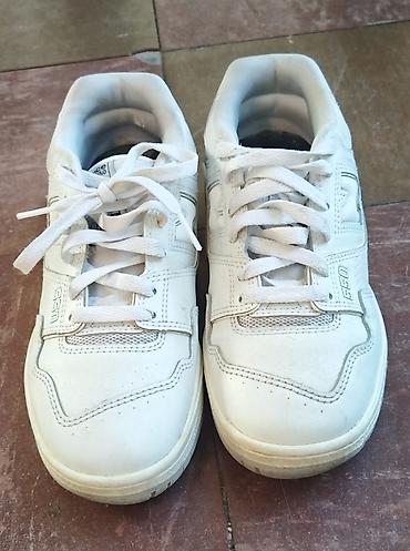 kozne starke: New balance br.38 - ženske - Model: NB 550 (oznaka “550” na bočnoj — 9