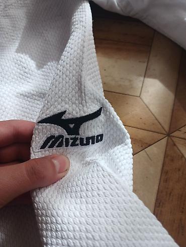 гитар: Кимоно для дзюдо Mizuno (куртка и штаны) - Бренд: Mizuno - Размер — 1