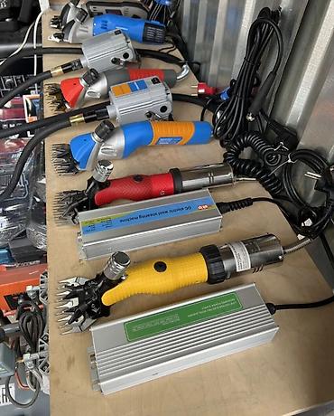 Товары и оборудование для с/х животных: Электрические машинки для стрижки овец/коз с блоком питания в кейсе — 2