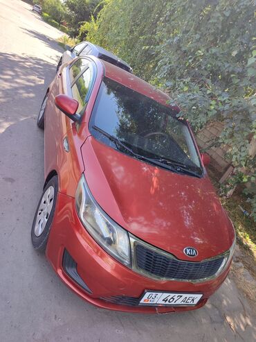 kia рио: Kia Rio: 2013 г., 1.4 л, Механика, Бензин, Седан