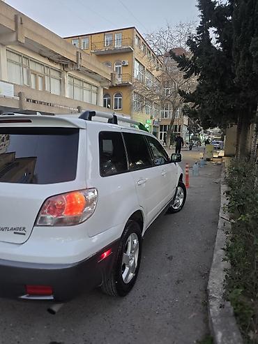 Mitsubishi Outlander: 2.4 l | 2002 il 285000 km Ofrouder/SUV