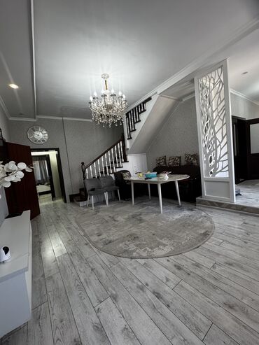 дом берлик: Дом, 180 м², 7 комнат, Агентство недвижимости