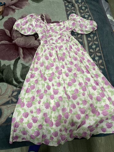 Вечерние платья: Вечернее платье, А-силуэт, Длинная модель, Атлас, С рукавами, С пайетками, M, XS, S — 18