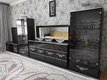 türkmən tekstil: Qonaq otağı üçün modern qara rəngli mebel dəsti Tərkibi: - TV stendi — 2