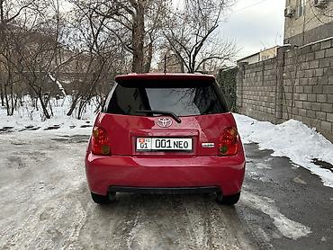 Toyota: Toyota ist: 2002 г., 1.5 л, Автомат, Бензин, Хэтчбэк — 6