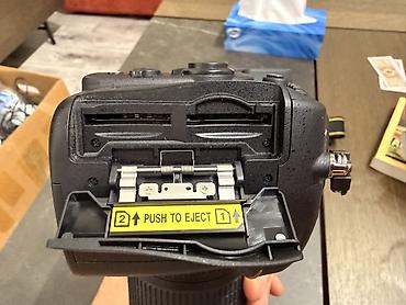 фотопарат никон: Зеркальная камера Nikon D7100 + универсальный зум-объектив AF‑S DX — 7