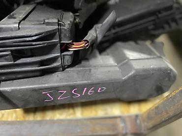 Капоты и комплектующие: Петли капота Toyota, Б/у, Оригинал — 12