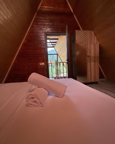 Günlük kirayə evlər: 200 kv. m, 3 otaqlı, Kanalizasiya, Telefon, Artezian quyusu — 13