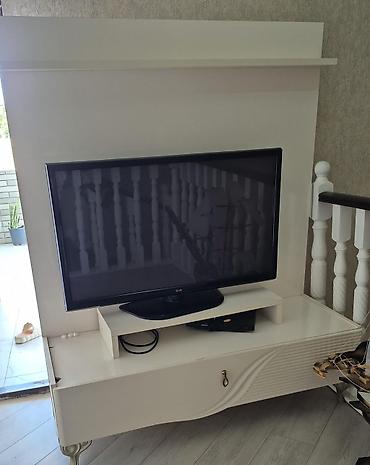 zal üçün mebel: LG sadə TV + TV stend 100 manat Sabunçu Sara11Ağ rəngli TV stendi və — 1