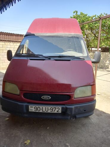 Ford: Ford Transit: 2.4 l | 1999 il