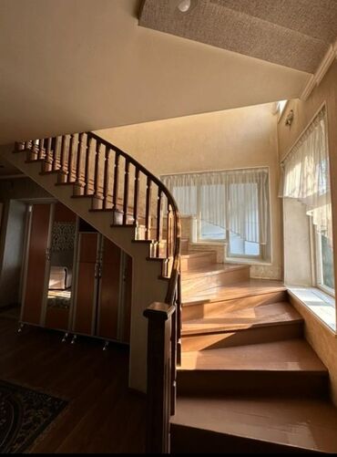 Долгосрочная аренда домов: Сдаётся Просторный жилой дом с внутренним двором и навесом. - — 5